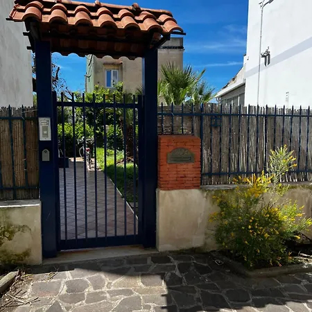 Casa Tilde Miseno 公寓 *